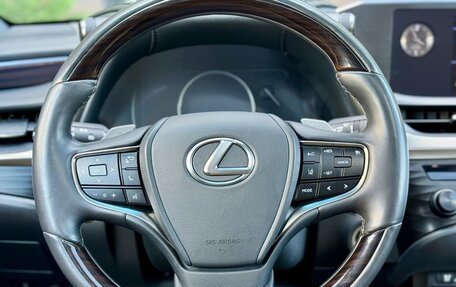 Lexus ES VII, 2019 год, 3 900 000 рублей, 15 фотография