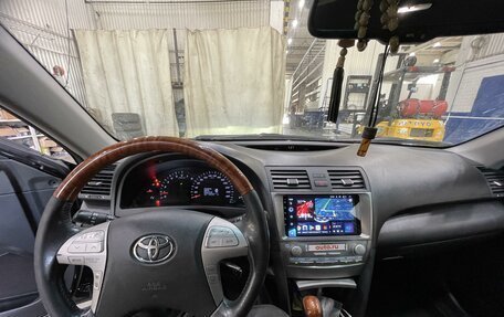 Toyota Camry, 2011 год, 1 400 000 рублей, 9 фотография