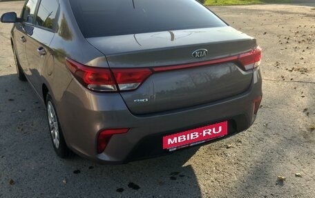 KIA Rio IV, 2019 год, 1 700 000 рублей, 10 фотография