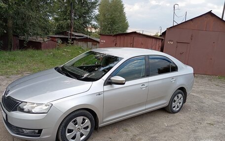 Skoda Rapid I, 2018 год, 1 300 000 рублей, 3 фотография