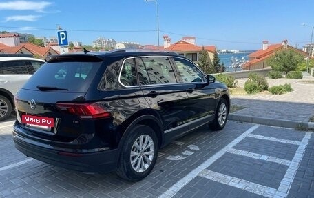 Volkswagen Tiguan II, 2017 год, 2 190 000 рублей, 6 фотография