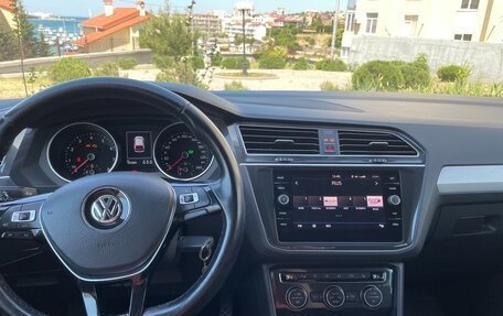 Volkswagen Tiguan II, 2017 год, 2 190 000 рублей, 9 фотография