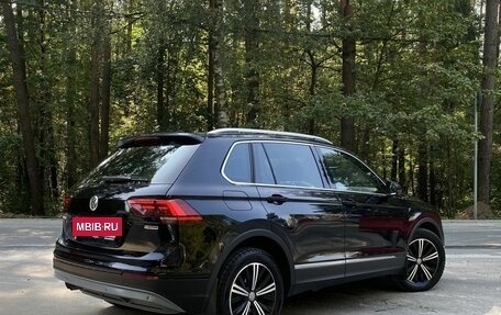 Volkswagen Tiguan II, 2018 год, 3 149 000 рублей, 8 фотография