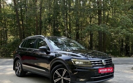 Volkswagen Tiguan II, 2018 год, 3 149 000 рублей, 3 фотография