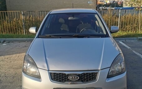 KIA Rio II, 2011 год, 700 000 рублей, 2 фотография