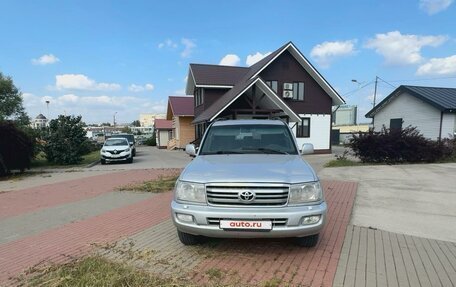 Toyota Land Cruiser 100 рестайлинг 2, 2005 год, 2 190 000 рублей, 2 фотография