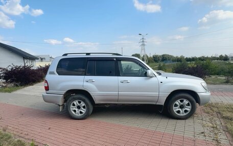 Toyota Land Cruiser 100 рестайлинг 2, 2005 год, 2 190 000 рублей, 5 фотография