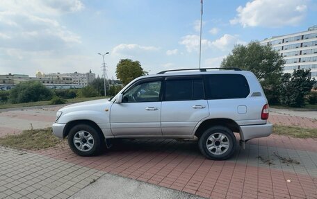 Toyota Land Cruiser 100 рестайлинг 2, 2005 год, 2 190 000 рублей, 9 фотография