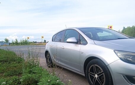 Opel Astra J, 2012 год, 630 000 рублей, 5 фотография