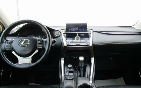 Lexus NX I, 2016 год, 2 767 000 рублей, 10 фотография