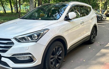 Hyundai Santa Fe III рестайлинг, 2017 год, 2 420 000 рублей, 1 фотография