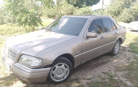 Mercedes-Benz C-Класс, 1994 год, 170 000 рублей, 2 фотография