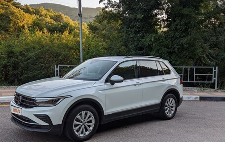 Volkswagen Tiguan II, 2021 год, 3 089 000 рублей, 6 фотография