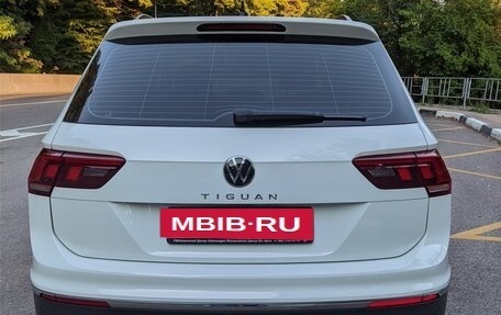 Volkswagen Tiguan II, 2021 год, 3 089 000 рублей, 9 фотография