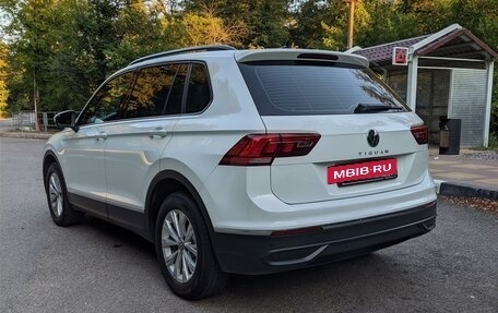 Volkswagen Tiguan II, 2021 год, 3 089 000 рублей, 8 фотография