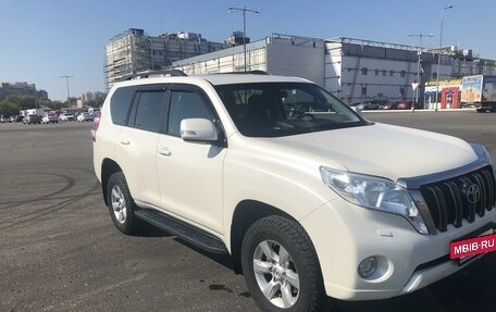 Toyota Land Cruiser Prado 150 рестайлинг 2, 2017 год, 5 000 000 рублей, 4 фотография