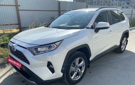 Toyota RAV4, 2020 год, 3 499 000 рублей, 23 фотография