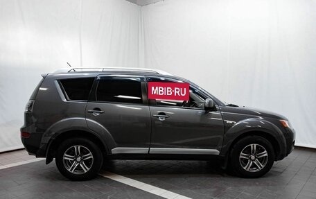 Mitsubishi Outlander III рестайлинг 3, 2008 год, 1 289 000 рублей, 4 фотография