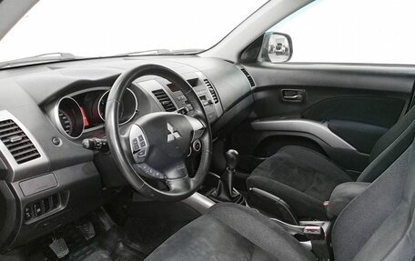 Mitsubishi Outlander III рестайлинг 3, 2008 год, 1 289 000 рублей, 16 фотография