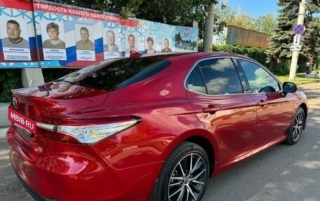 Toyota Camry, 2021 год, 2 950 000 рублей, 4 фотография