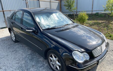 Mercedes-Benz C-Класс, 2002 год, 700 000 рублей, 2 фотография