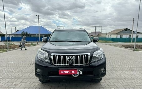 Toyota Land Cruiser Prado 150 рестайлинг 2, 2011 год, 2 000 000 рублей, 1 фотография