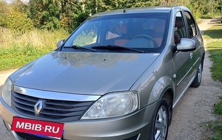 Renault Logan I, 2013 год, 535 000 рублей, 1 фотография