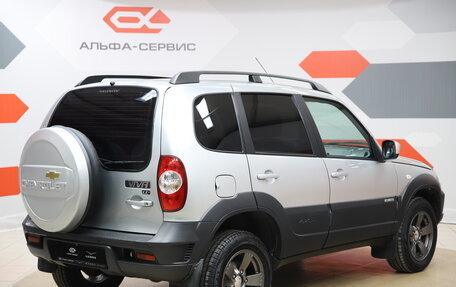 Chevrolet Niva I рестайлинг, 2018 год, 780 000 рублей, 6 фотография