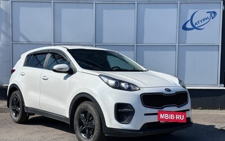 KIA Sportage IV рестайлинг, 2017 год, 1 930 000 рублей, 3 фотография