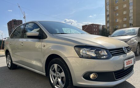 Volkswagen Polo VI (EU Market), 2011 год, 945 000 рублей, 2 фотография