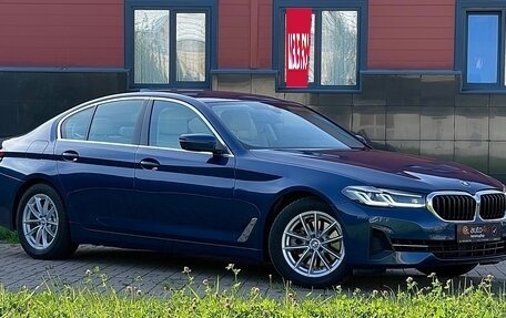 BMW 5 серия, 2021 год, 4 650 000 рублей, 3 фотография