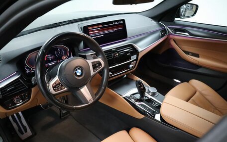 BMW 5 серия, 2022 год, 6 800 000 рублей, 11 фотография