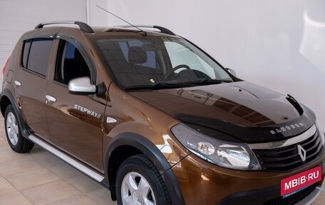 Renault Sandero II рестайлинг, 2014 год, 950 000 рублей, 1 фотография