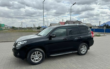 Toyota Land Cruiser Prado 150 рестайлинг 2, 2011 год, 2 000 000 рублей, 5 фотография