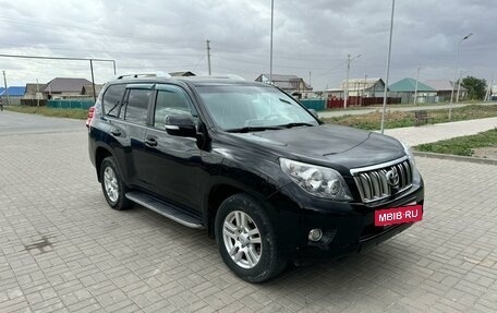 Toyota Land Cruiser Prado 150 рестайлинг 2, 2011 год, 2 000 000 рублей, 3 фотография