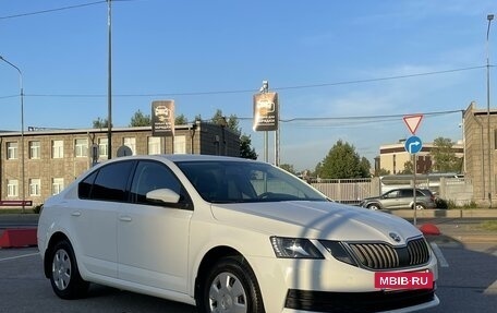 Skoda Octavia, 2017 год, 1 350 000 рублей, 2 фотография