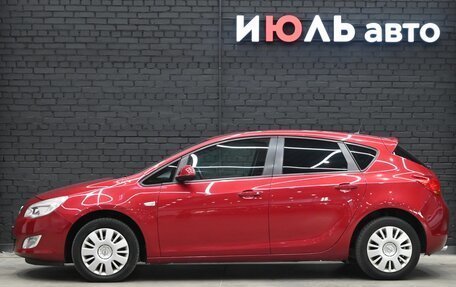 Opel Astra J, 2011 год, 875 000 рублей, 9 фотография