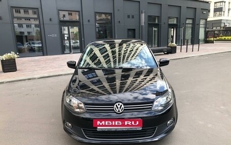 Volkswagen Polo VI (EU Market), 2011 год, 900 000 рублей, 3 фотография