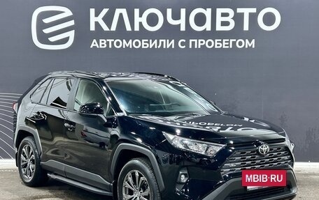 Toyota RAV4, 2022 год, 3 985 000 рублей, 3 фотография