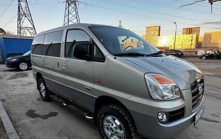 Hyundai H-1 II рестайлинг, 2006 год, 2 950 000 рублей, 2 фотография