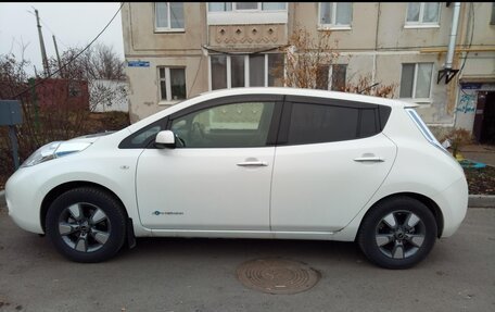 Nissan Leaf I, 2014 год, 757 000 рублей, 21 фотография