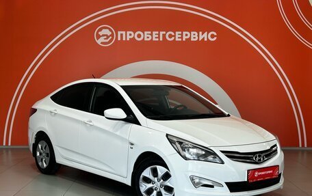 Hyundai Solaris II рестайлинг, 2015 год, 1 299 000 рублей, 3 фотография