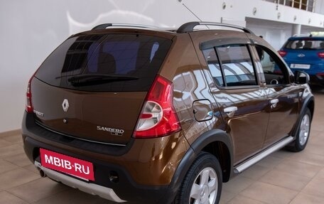 Renault Sandero II рестайлинг, 2014 год, 950 000 рублей, 4 фотография