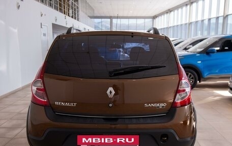 Renault Sandero II рестайлинг, 2014 год, 950 000 рублей, 5 фотография