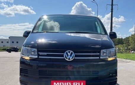 Volkswagen Caravelle T6 рестайлинг, 2017 год, 3 550 000 рублей, 7 фотография