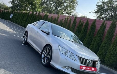 Toyota Camry, 2013 год, 2 100 000 рублей, 2 фотография