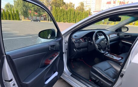 Toyota Camry, 2013 год, 2 100 000 рублей, 13 фотография