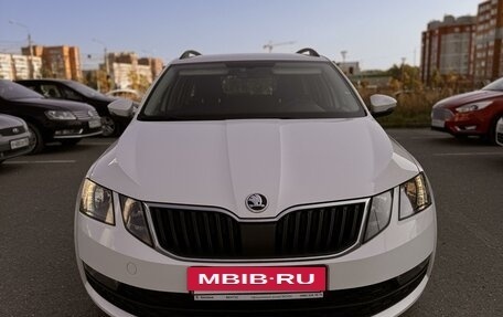 Skoda Octavia, 2017 год, 1 760 000 рублей, 3 фотография