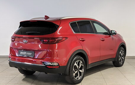 KIA Sportage IV рестайлинг, 2021 год, 2 395 000 рублей, 5 фотография