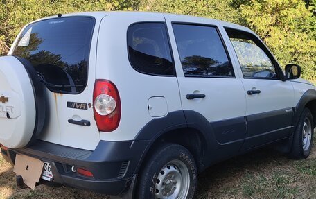 Chevrolet Niva I рестайлинг, 2014 год, 650 000 рублей, 2 фотография